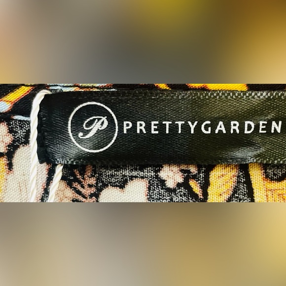 NWT Pretty Garden Dress And Necklace - Picture 3 of 5